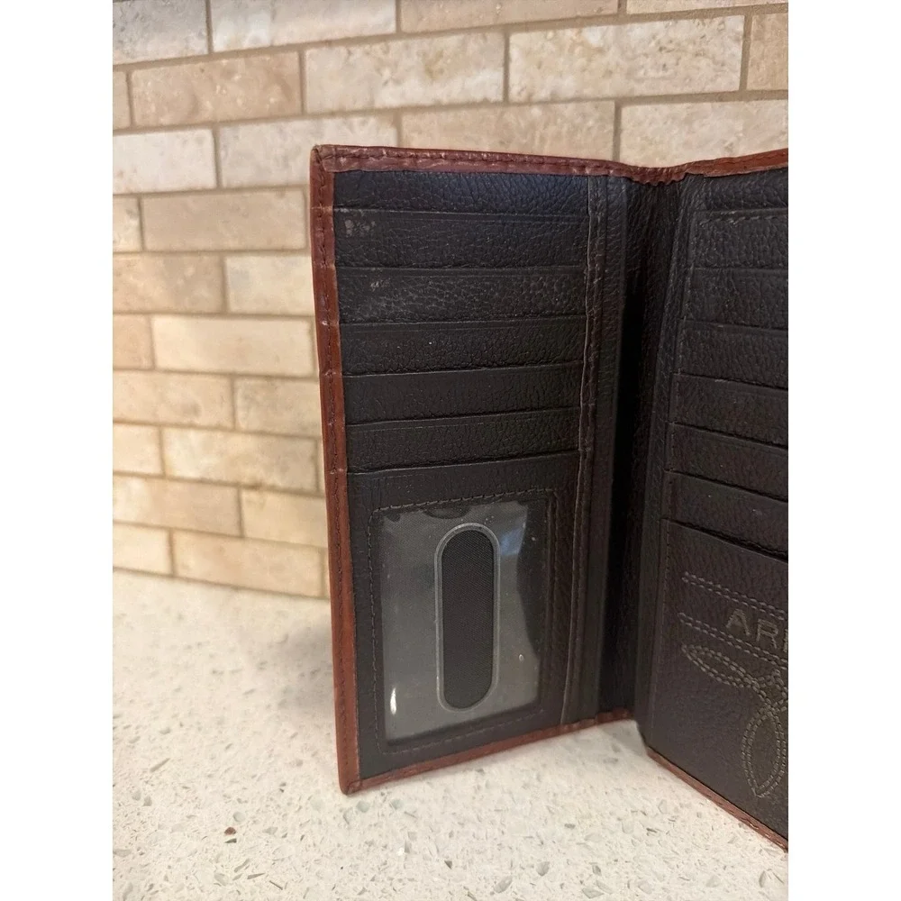 Ariat Mens Floral Basketweave Leather Rodeo Checkbook Wallet